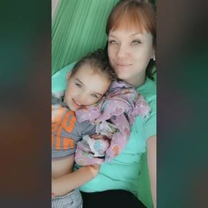 Meet your Posher, Jenny